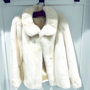 Vintage women’s faux fur coat